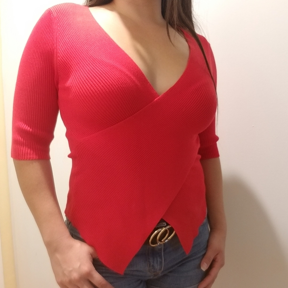 Red v neck top